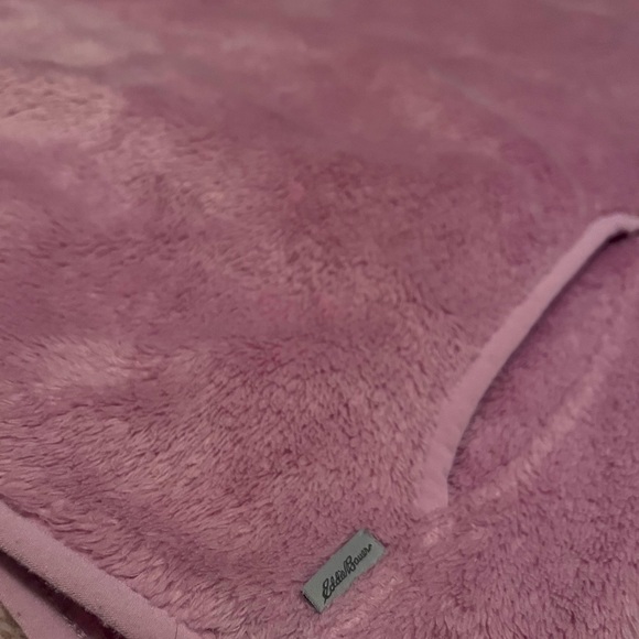 Plush Eddie Bauer  sweater 🩷 - Picture 2 of 5